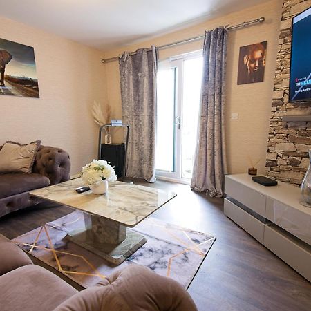 Five Star Rated Condo Manchester Luaran gambar